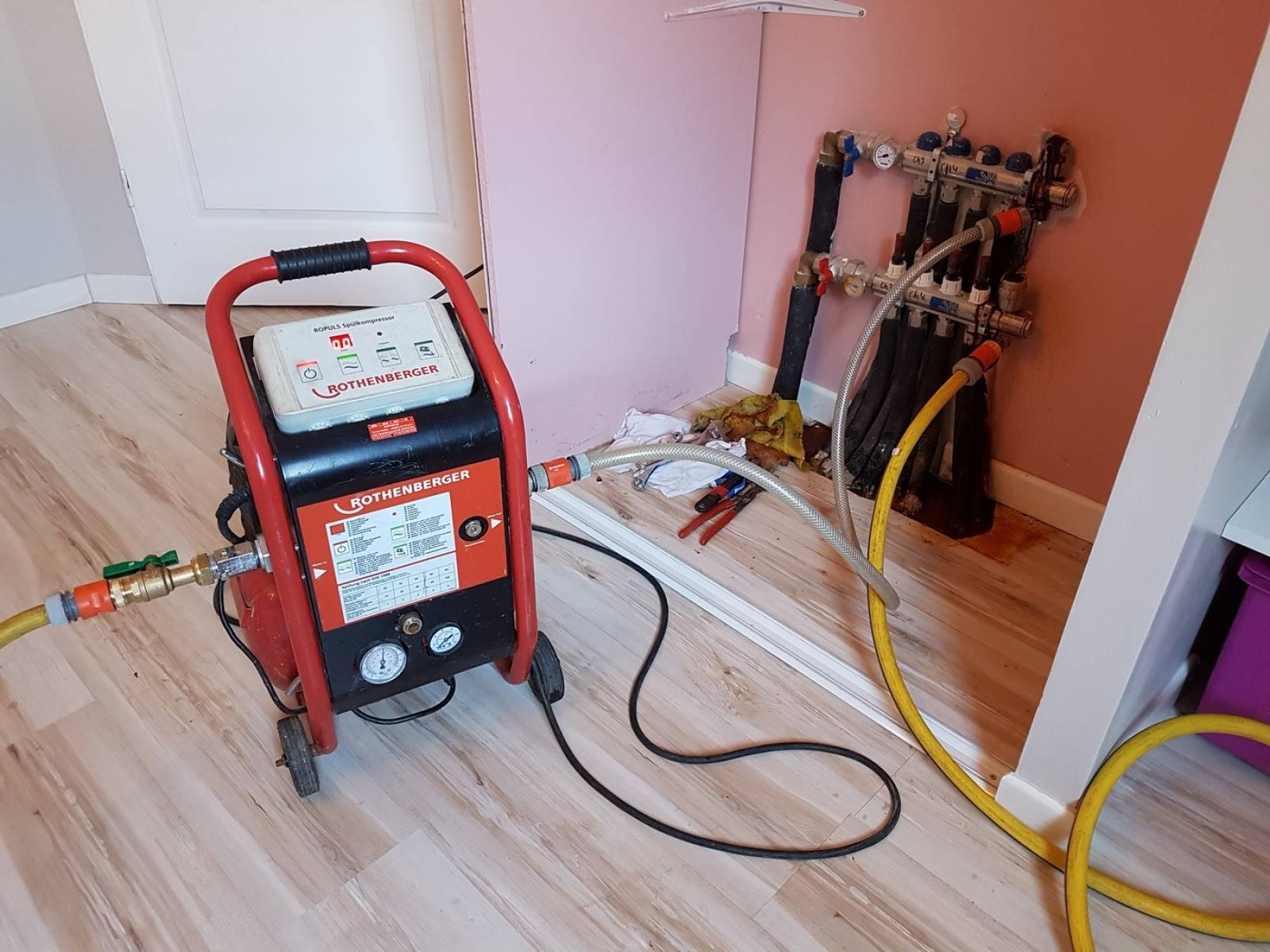 İdealtepe Vaillant Hermetik Şofben Kombi Bakımı